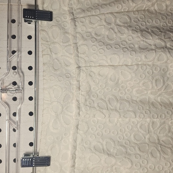 Loft Size 8P White Floral Lace Embroidered detailed Skirt Pleats at Waist - Picture 3 of 6